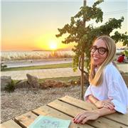 Laureata in Lettere Moderne impartisce lezioni private di latino, italiano, storia per scuola di ogni ordine e grado